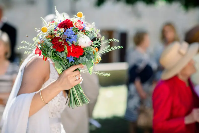 bouquet fleurs colorées mariage