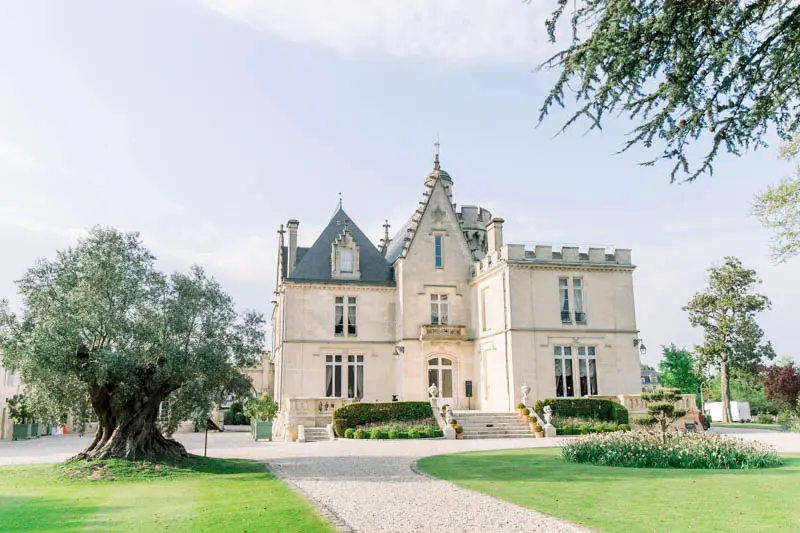 chateau pape clement façade