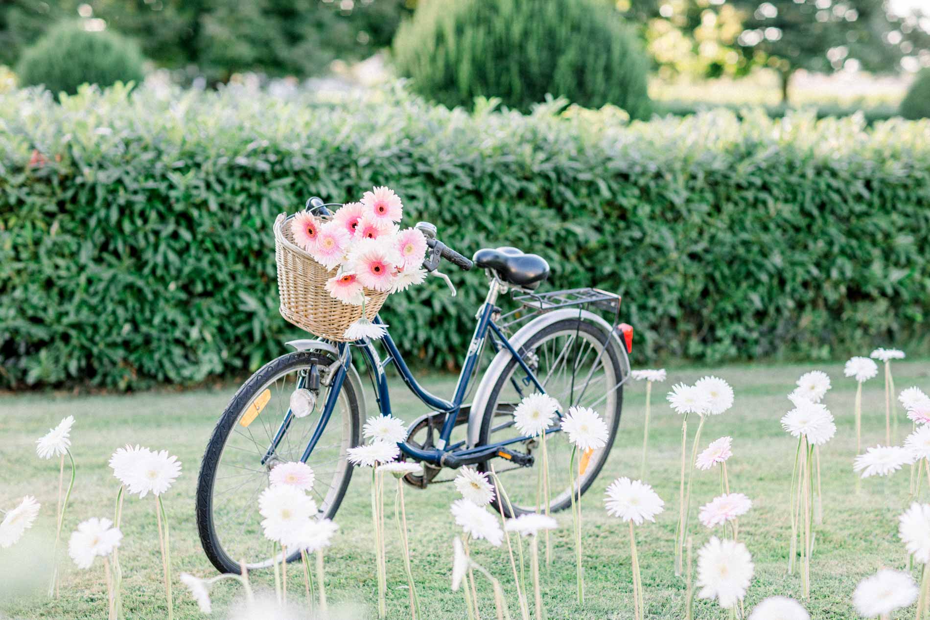 vélo fleurs mariage