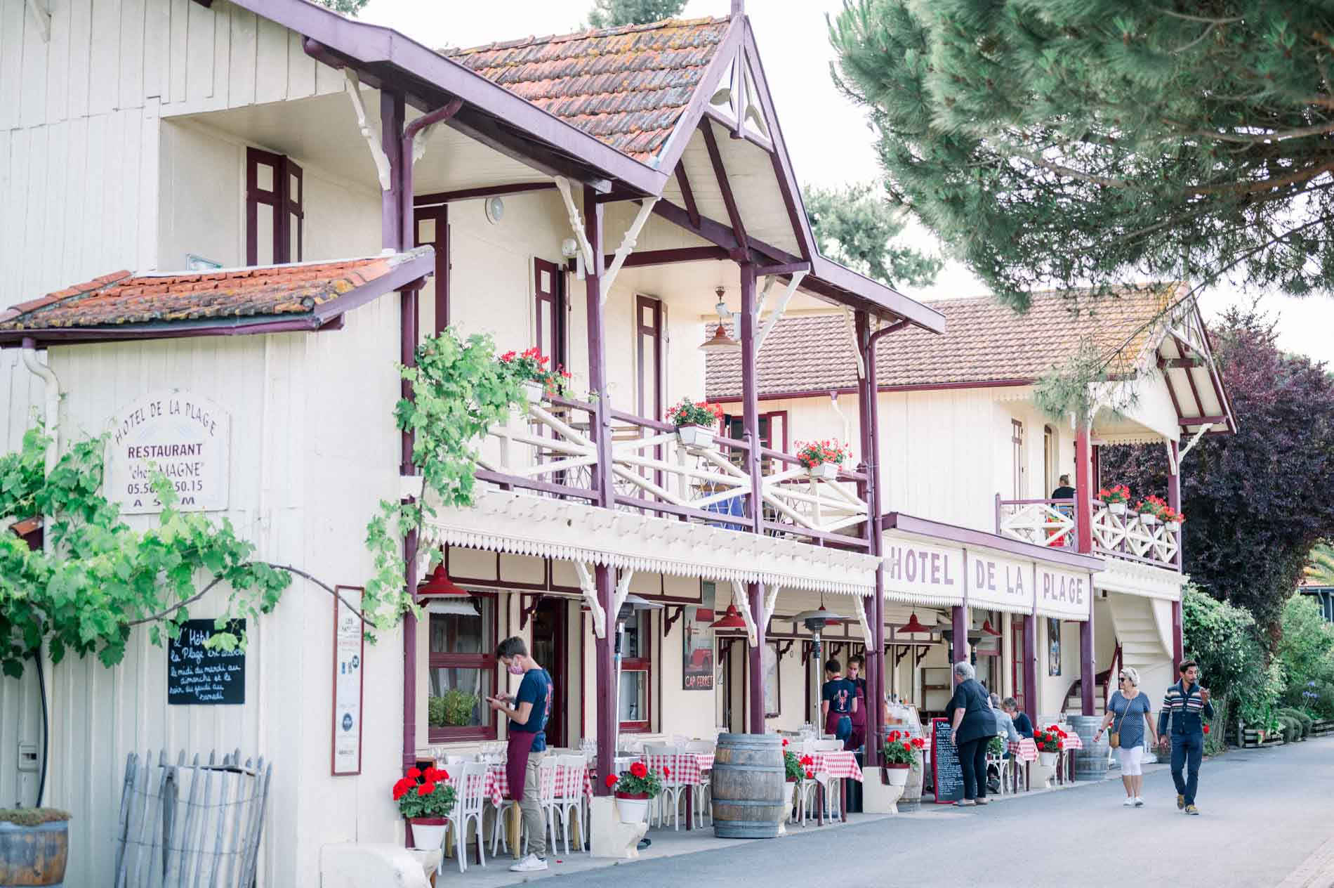 hotel de la plage l'herbe