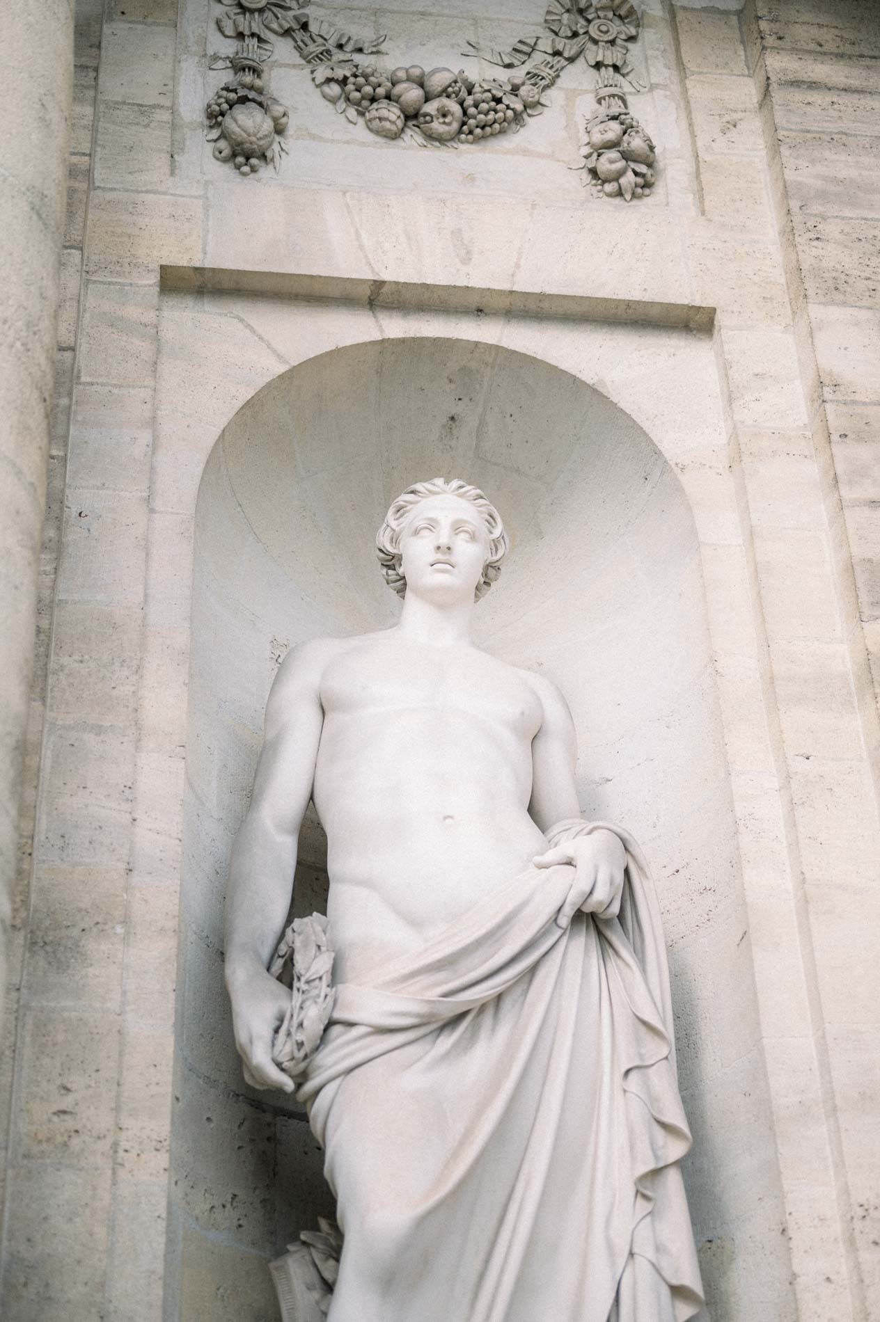 statue mairie bordeaux