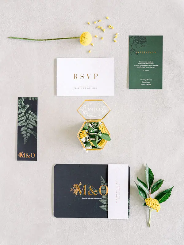 flat lay mariage Gassies