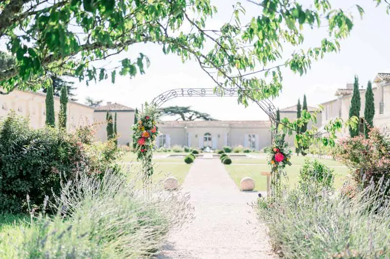 entrée jardin Château Gassies