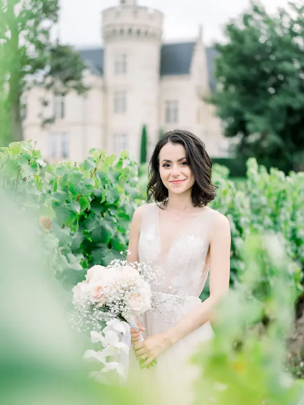 photo mariée bouquet vignes Château Pape Clément