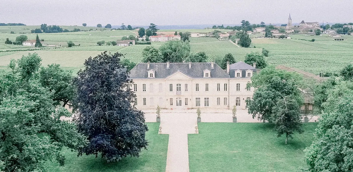 château au cœur des vignes à Saint-Émilion lieu de mariage près de Bordeaux