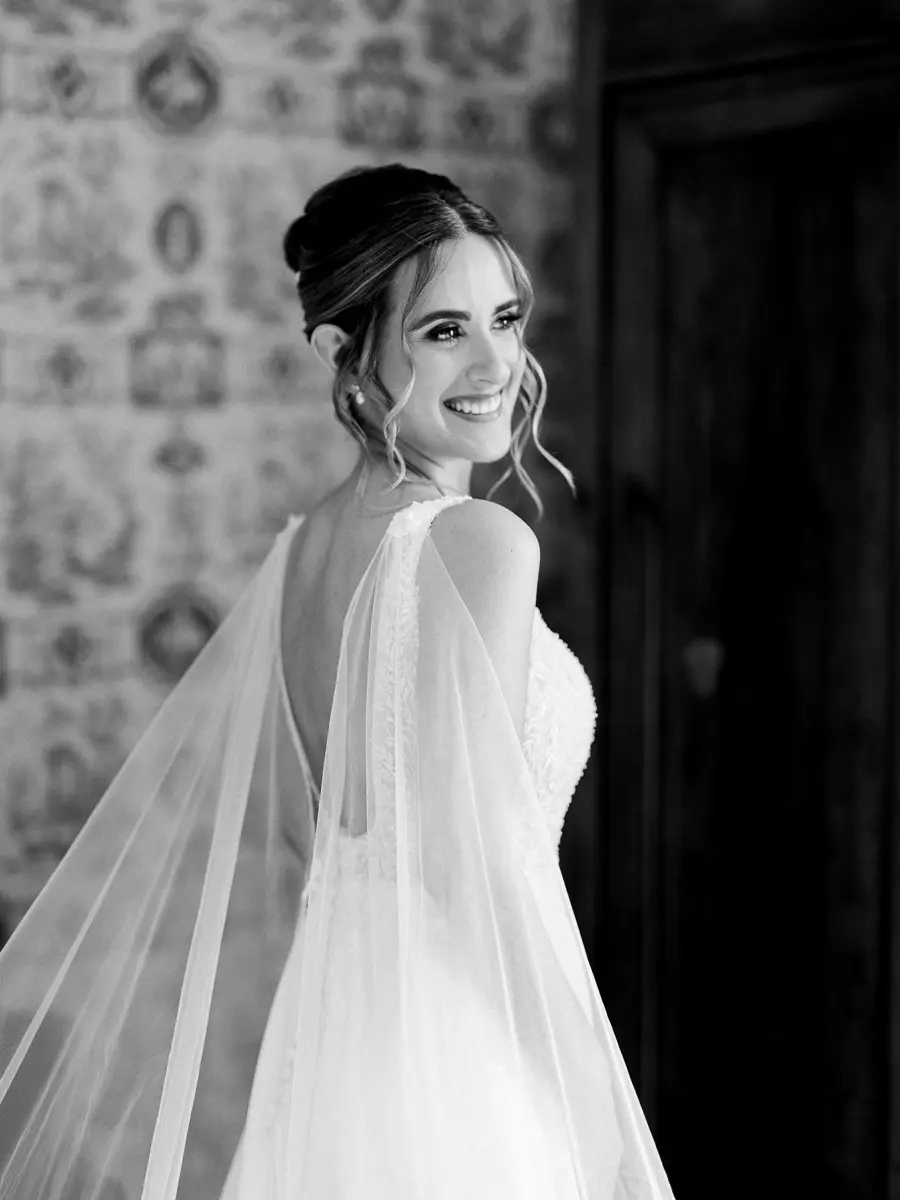 portrait mariee noir blanc chateau giscours photographie mariage elegante